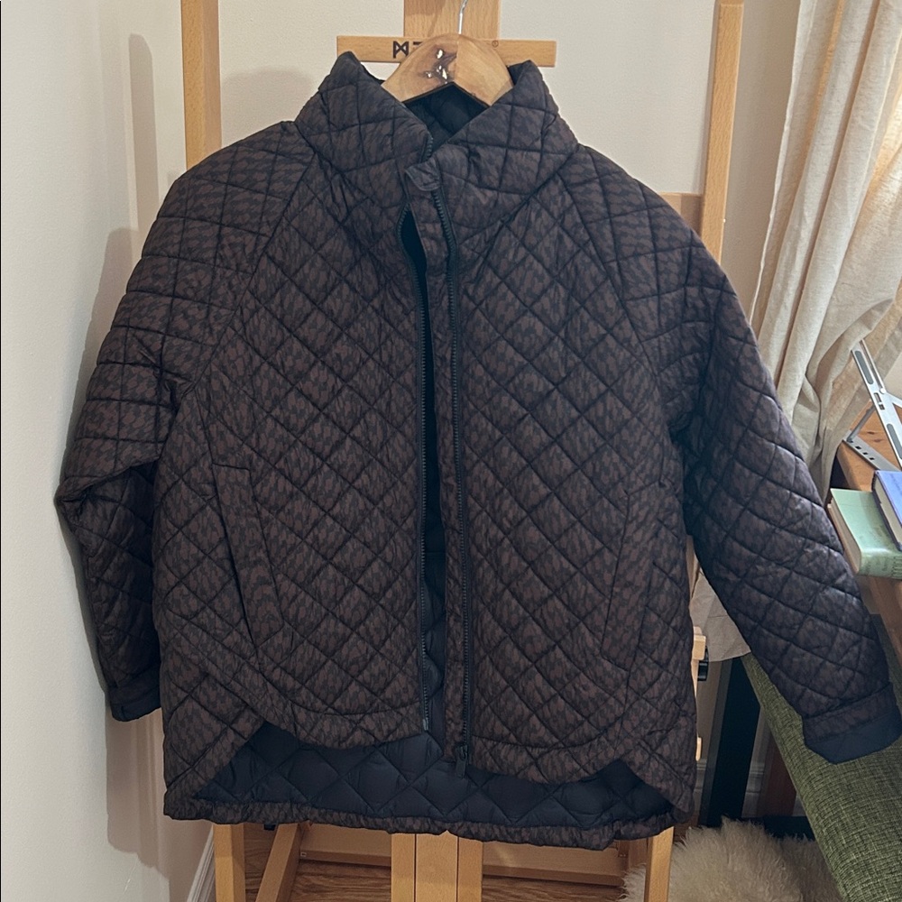 Athleta Quilted Puffer Jacket in Brown
